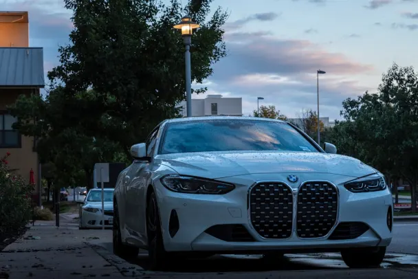 Kasino Mad Money Android/iOS Sovellus